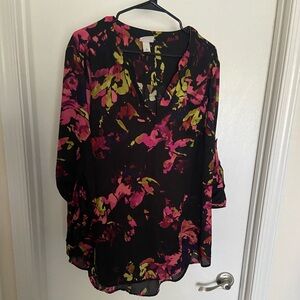 Ava & Viv Pink and Green Graphic Blouse with Mandarin Collar